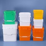 Series 3 Plastic Square Buckets white,tangerine 10L