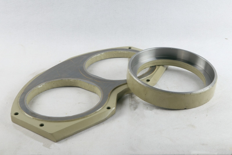 Putzmeister Spectacle Wear Plate