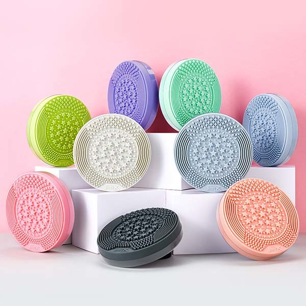 Compact Persian Violet Daily Makeup Brush Cleaner No Hurting Hands