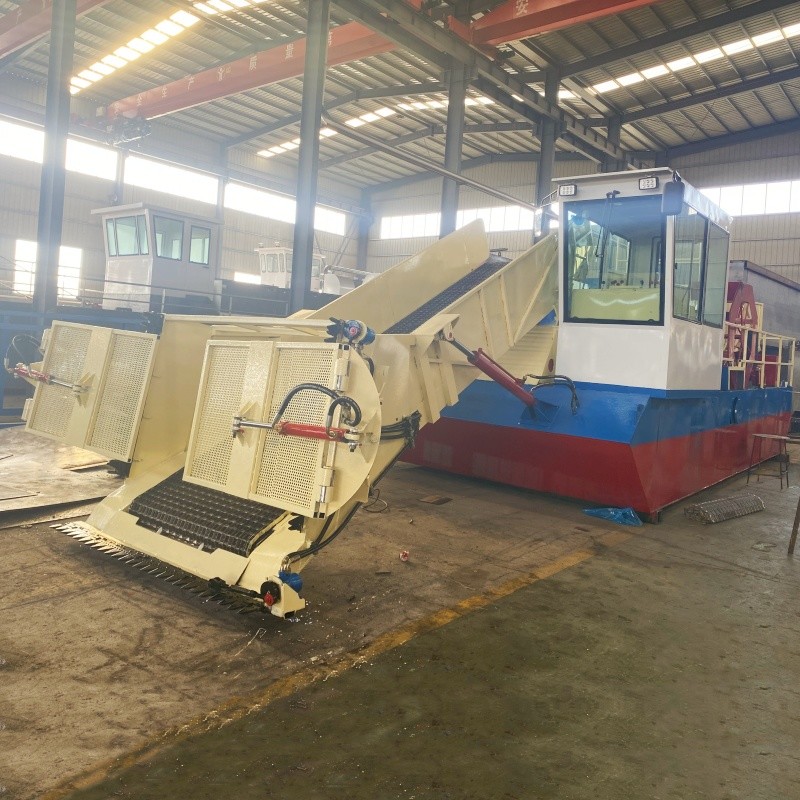 1.6m Collection Width River Cleaning Vessel With Aquatic Weed Harvester