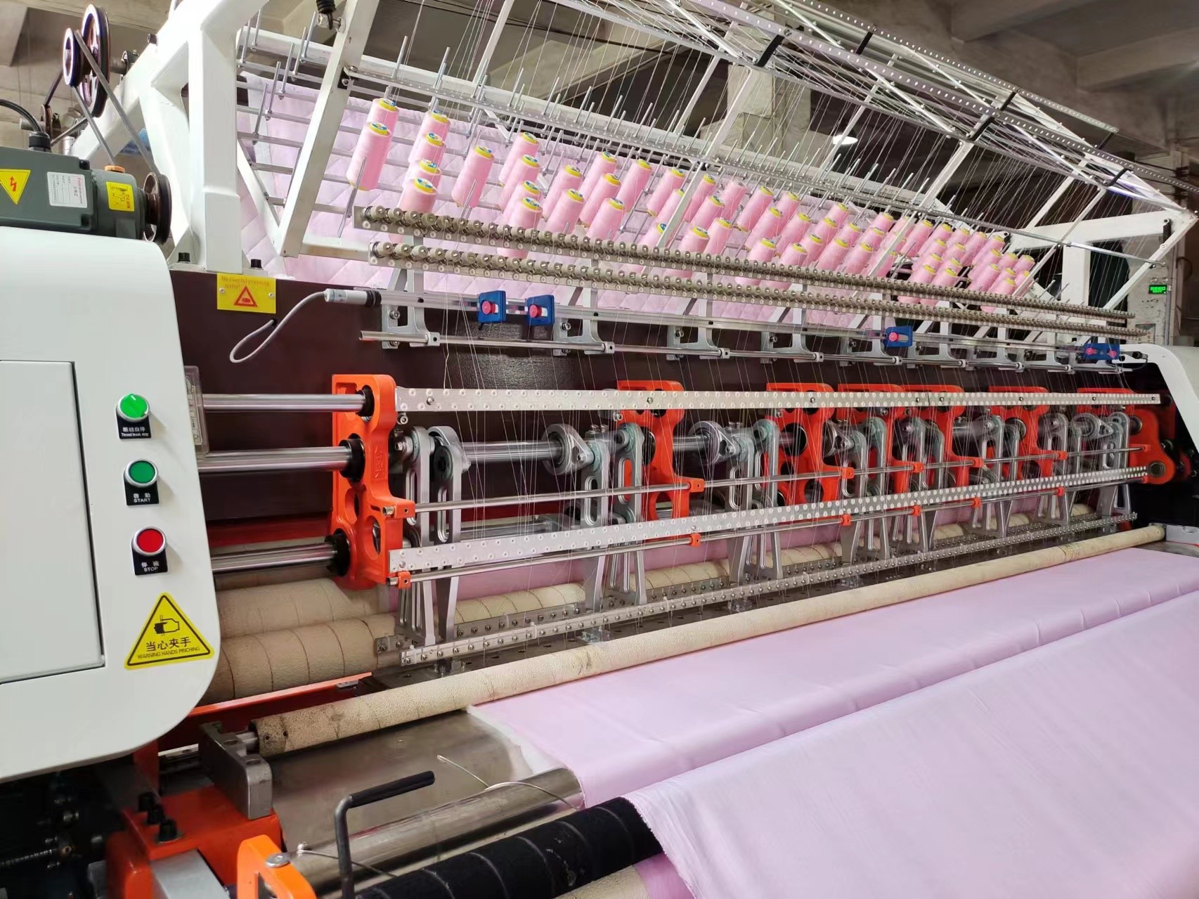 96'' Industial Multi Needle Shuttle Quilting Machine For Duvet