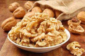 Quality Naturel Walnut Cracked Walnut Original Flavor Influential Enterprise wholesale
