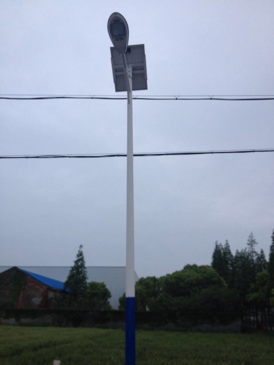 Metal Hot Dip Galvanized Street Lamp Pole Single Arm For Road Lighting