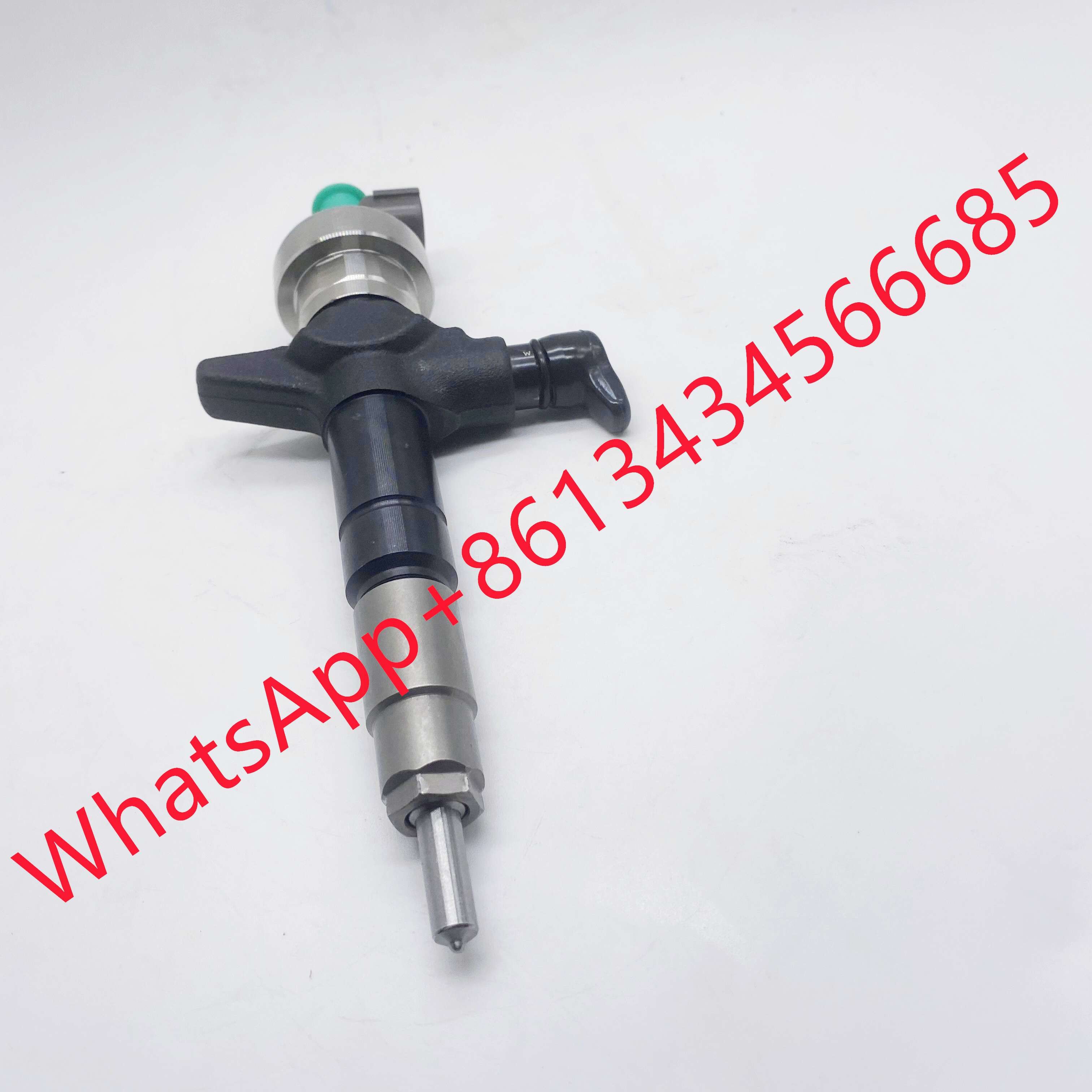 Common Rail Diesel Injector 295050-1900 295050-0910 295050-0911 For ISU-ZU D-MAX