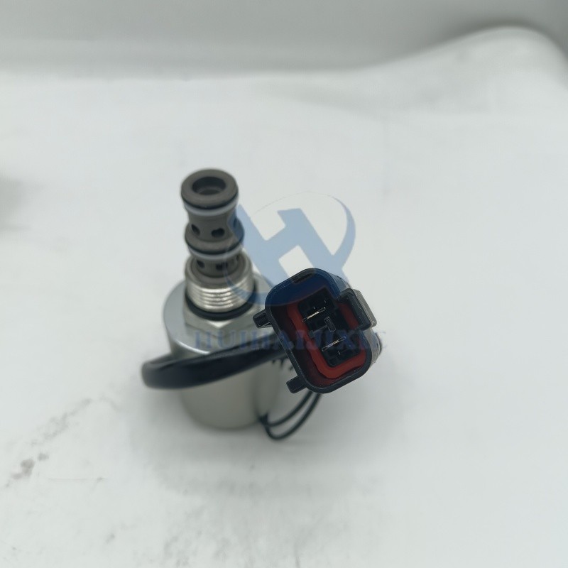 Excavator Parts Solenoid Valve 20Y-60-22121 20Y6022121 for Komatsu PC-6 PC210-6 PC200-6 6D95
