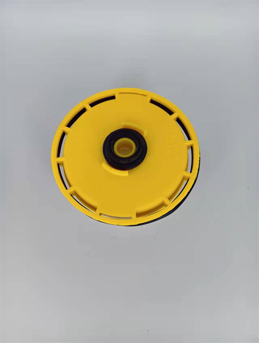 23390-51070 Auto Fuel Filter Paper Core Customized For Toyota