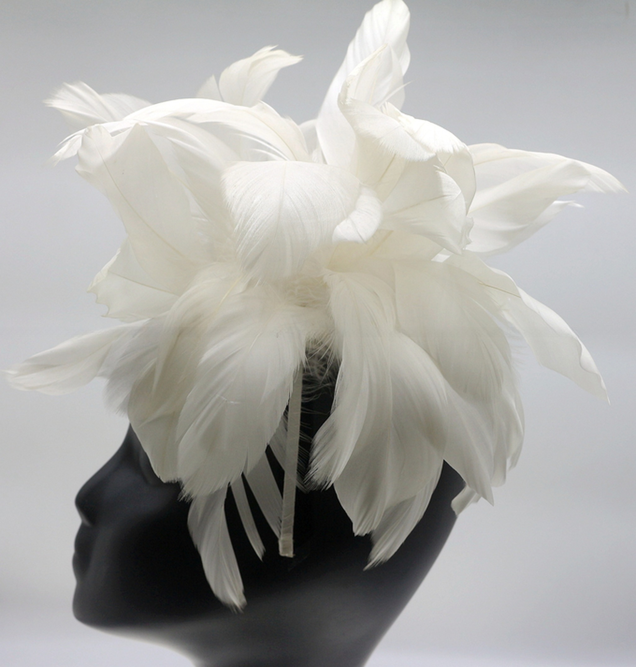 15*30 cm Goose Feather Flower Mount with Wire Accessory Versatile