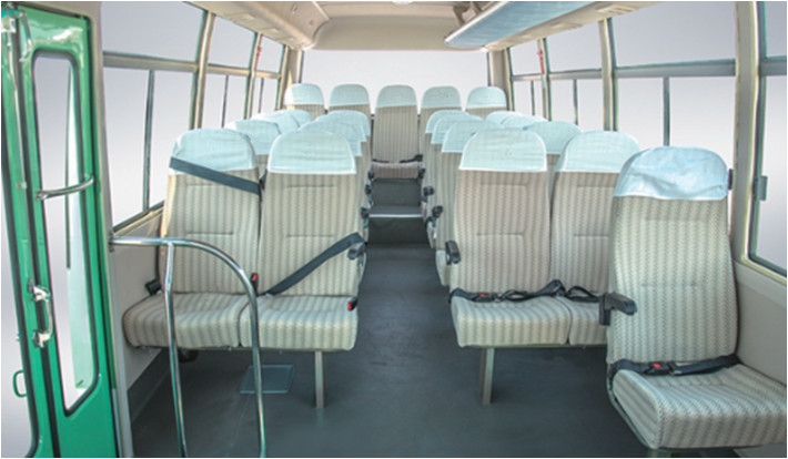 Used Luxury Classic Passenger Coach Bus with Engine Capacity 4L and Max. Speed ≥100 Km/h