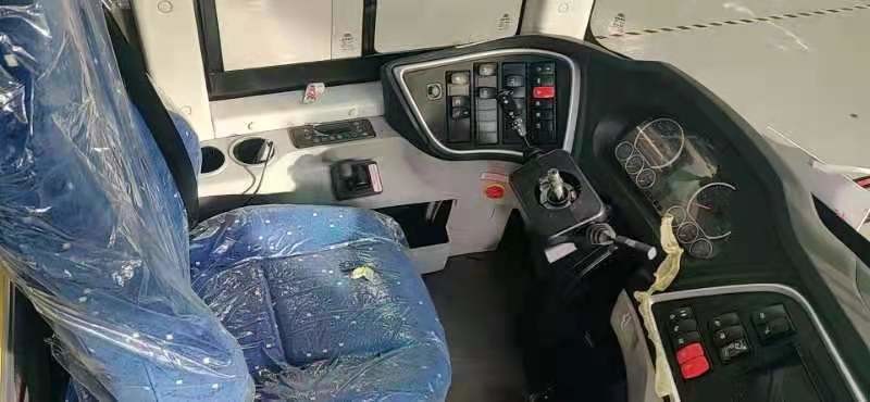 New Bus Yutong bus ZK6122H9 New Coach Bus 2021 Year 55 Seats With Diesel Engine