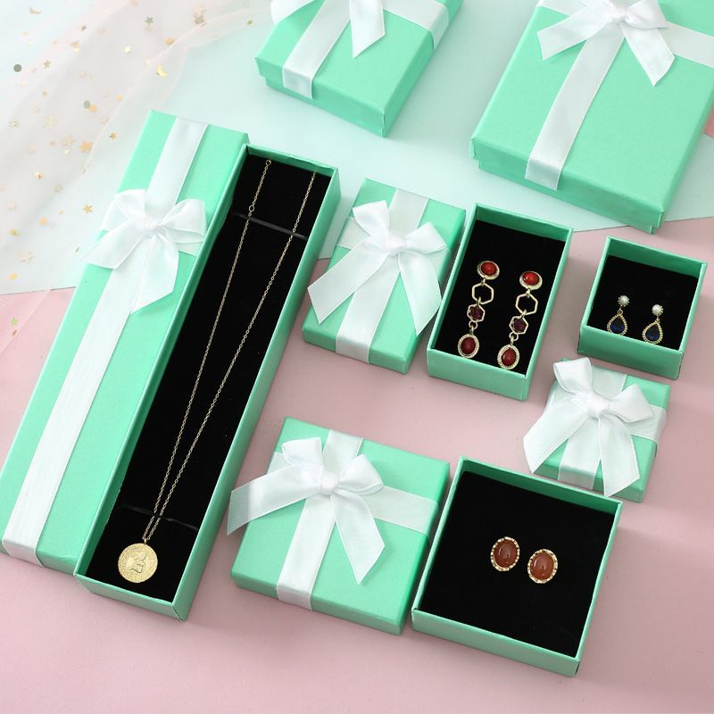 Luxury Jewellery Paper Gift Box with Custom Logo Printing, China Manufacturer Wholesale Storage Box, Free Samples Available Display Box