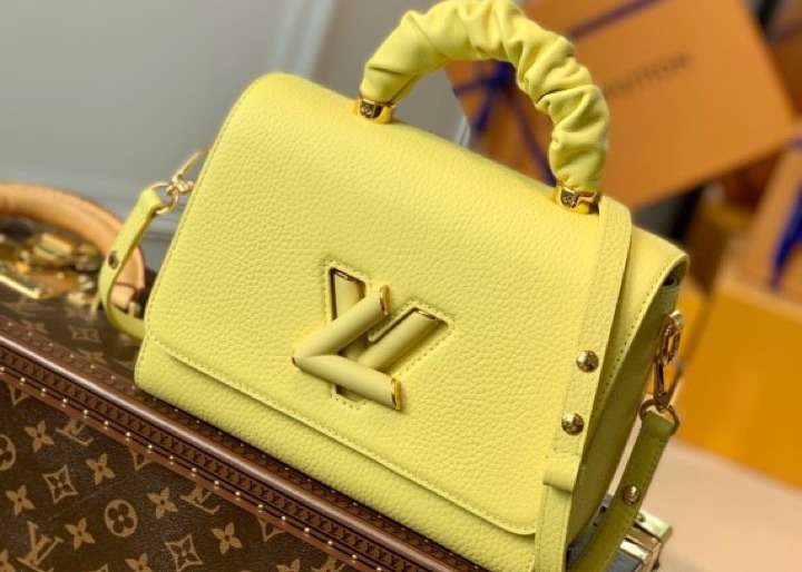 Twist Womens Luxury Handbag genunie cowhide leather yellow cute cross-body bag