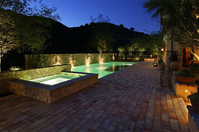 Anti-UV ABS 18w Par 56 LED Pool Light, 12 Volt LED Swimming Pool Light