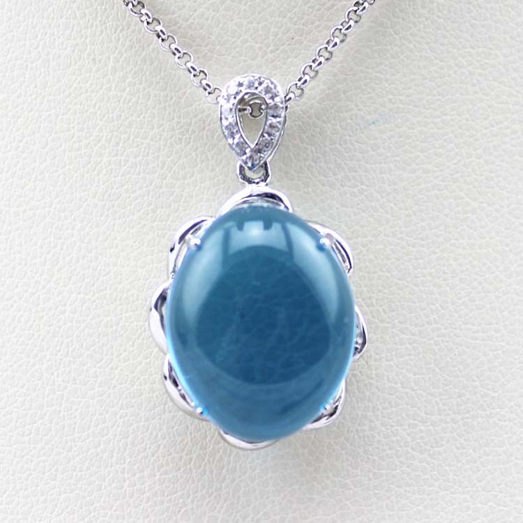 Sterling Silver Jewelry 14mmx17mm Dome Oval Blue Topaz Cubic Zirconia Pendant (PSJ0189)