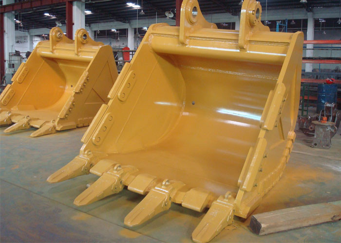 Professional DH380 Excavator Bucket Attachments Heavy Equipment Buckets