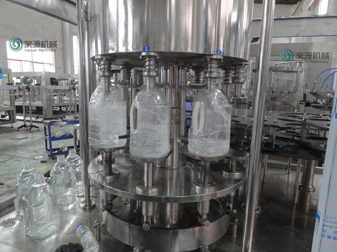 5L Automatic Water Bottle Filling Machine 2500Bph / 3 In 1 Bottle Filling Equipment