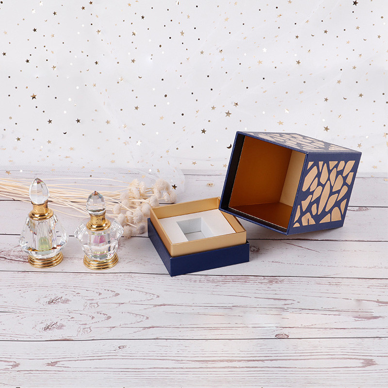 Square CMYK 350g Paper Perfume Bottle Packing Box EVA Foam