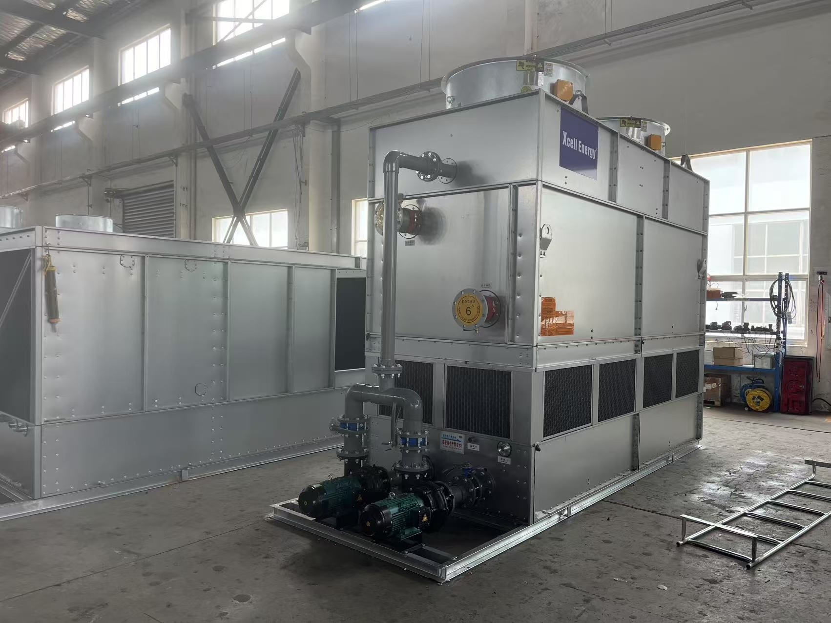 Customized Logo Supported Closed Cooling Tower With 380V Voltage