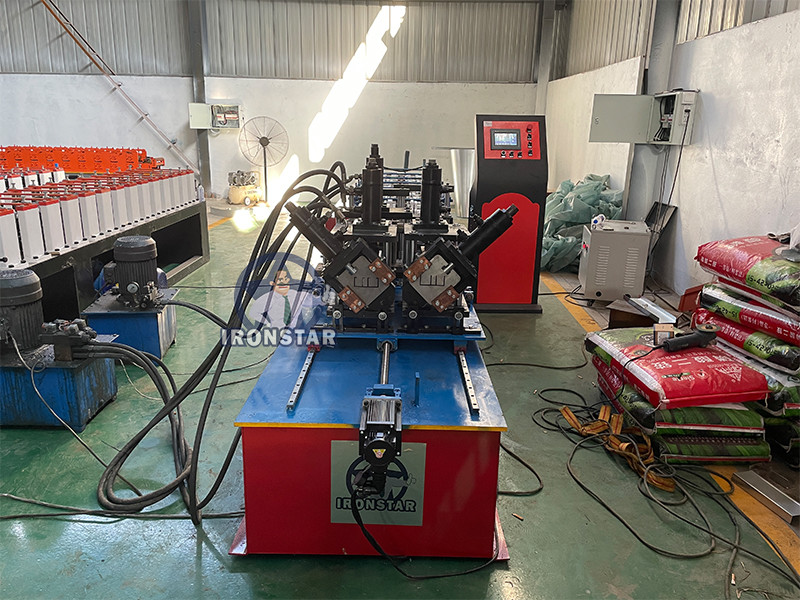 C and U stud and truck 6 sizes in 1 roll forming machine for Suriname