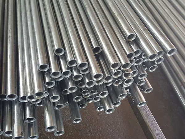 Bright Finish Precision Seamless Steel Pipe Cold Rolled For Engineering Machinery