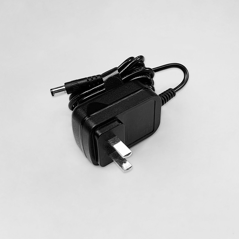 Durable DC 5V 2A Adapter Wall Mounted Micro Projector Power Adapter 10W