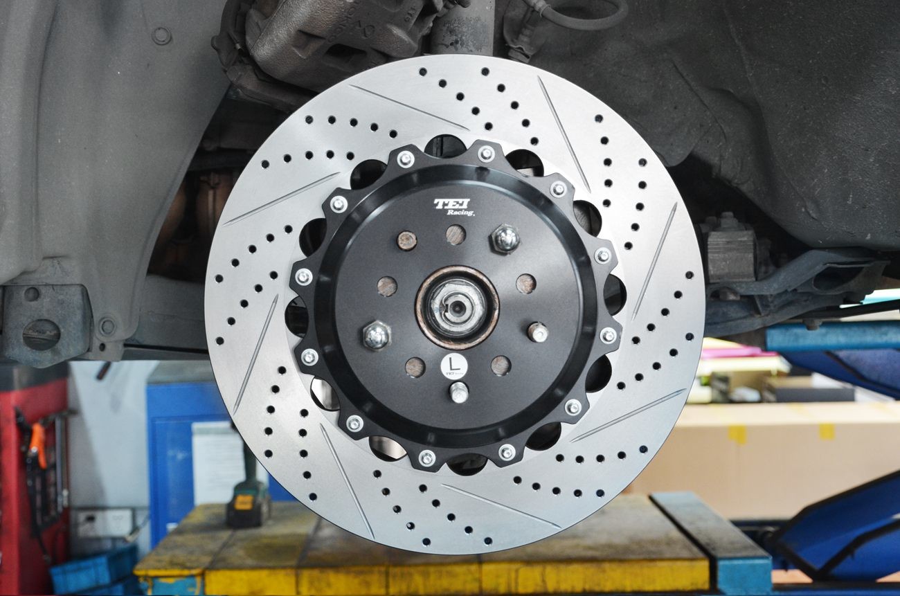 BBK For Subaru Outback 6 Piston Calipers With 355*32mm rotor 18inch wheel P60S