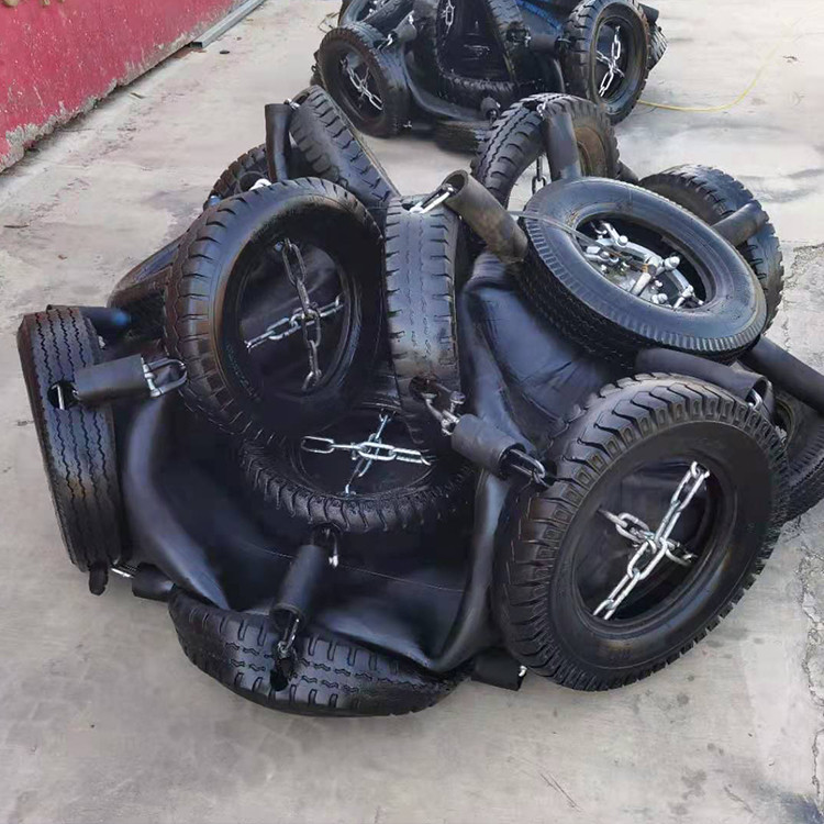 STS Floating Pneumatic Rubber Fender Ship To Ship Transfer Operation