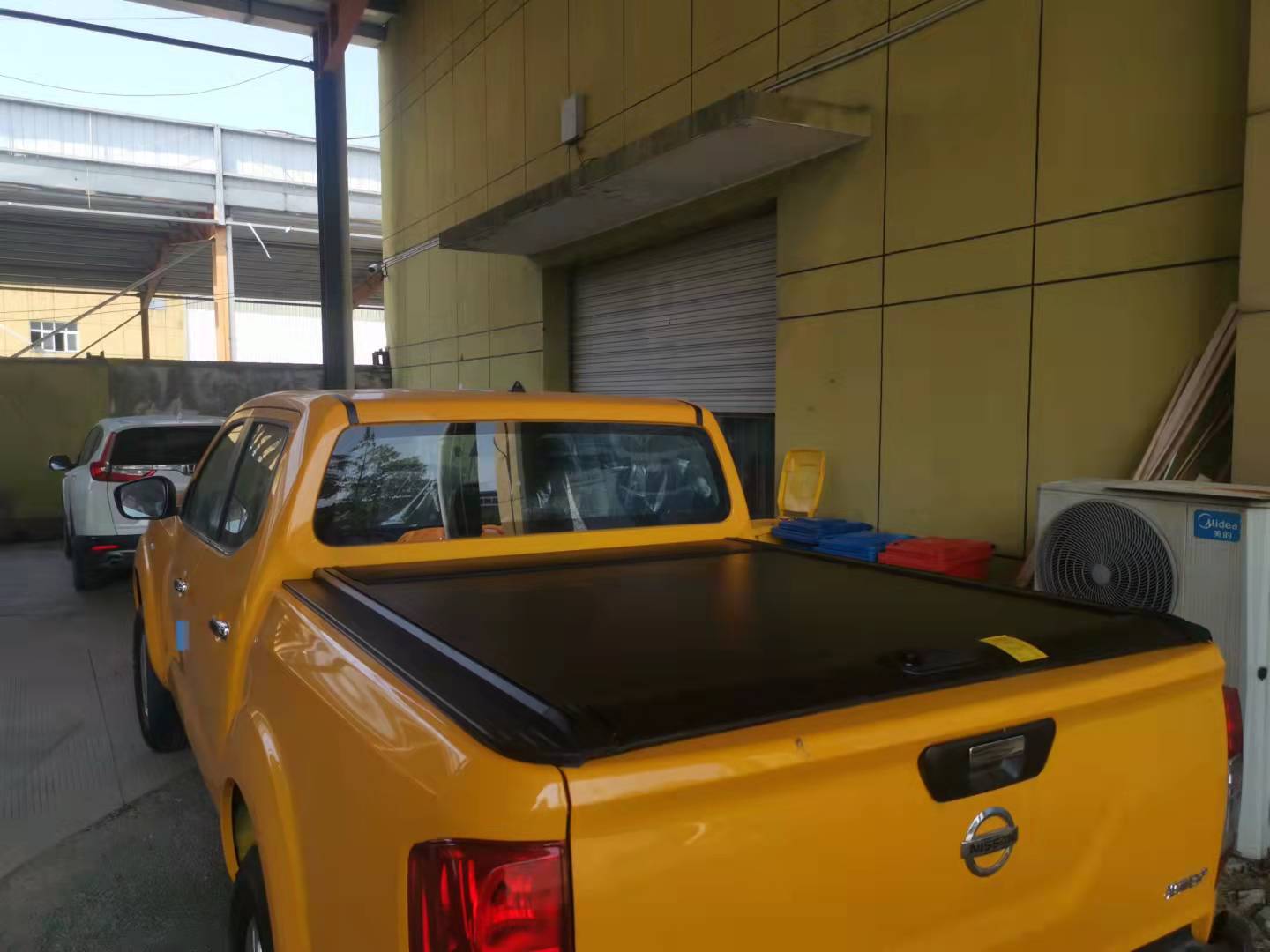 Hard Type Canopy Roller Shutter for Mitsubishi Triton Locking Waterproof Retractable
