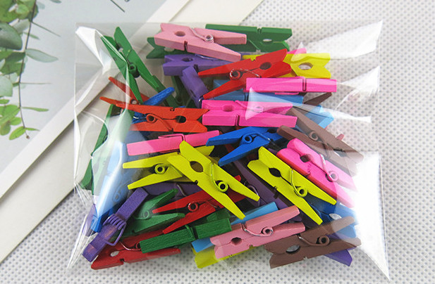 Natural Wood Color Solid Wooden Clothpins Clips Pegs with Animal Fruit Christmas 25 X 3mm