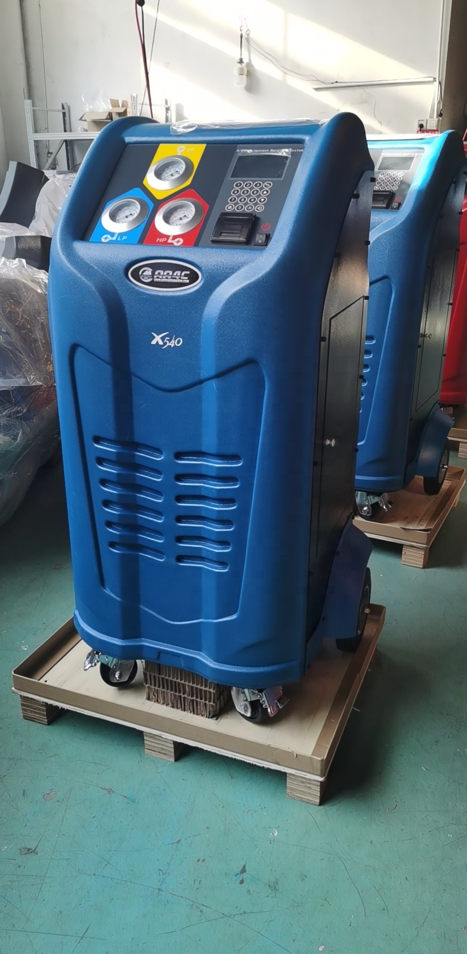 AA4C A/C Refrigerant Handling System Car Refrigerant Recovery Machine AA-X540