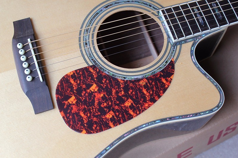 Custom 41'' 20 frets 45 cutaway body Acoustic Guitar with solid top,golden tuners,colorful pearl binding,rosewood back