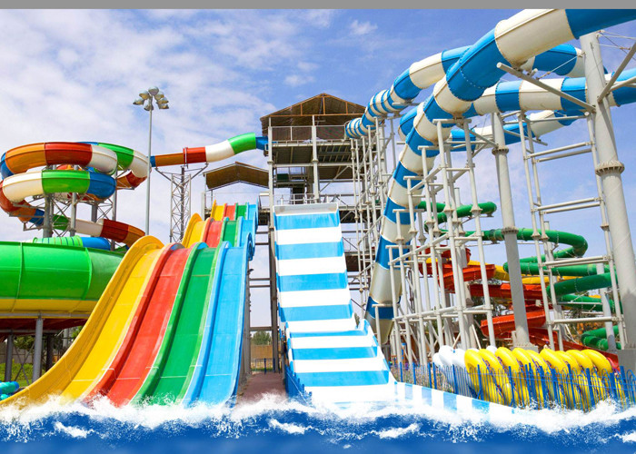 Colorful Commercial Spiral Water Slide / Theme Park Water Slide 1 Year Warranty