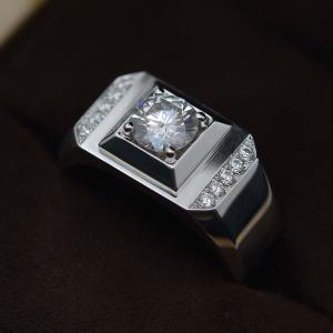 Quality DEF VVS Super White Moissanite Jewelry , Brilliant Cutting 1 Carat Moissanite Ring wholesale