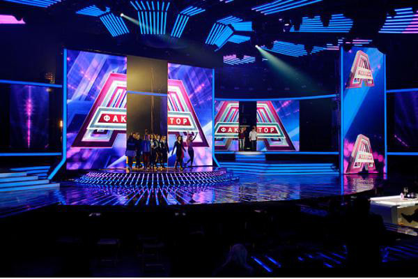 High Redolution Rental LED Displays 15w For Business Show / Stadium , Wide View Angle