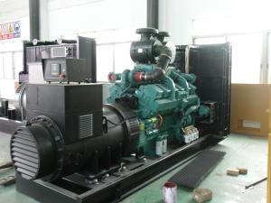 Quality 1000kva Water Cooled Cummins Diesel Generator With Electronic Speed , Three Phases Four Lines wholesale