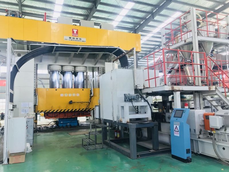 150 - 500mm Two Stage Extruder , Long Fiber Reinforced Thermoplastics Molding