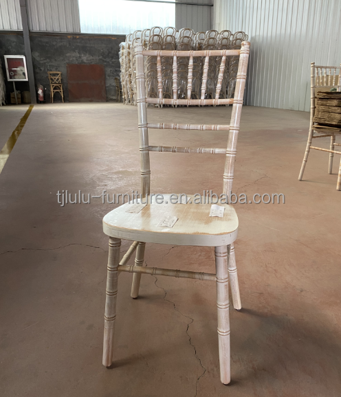 Home Furniture Mail Packing White Wash Chiavari Chairs Wood Wedding Hotel Banquet Stackable Chair with Removable Cushion