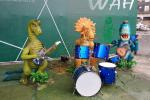 Custom Fibreglass Animal Statues , Lovely Dinosaur Band CE ISO Certificated