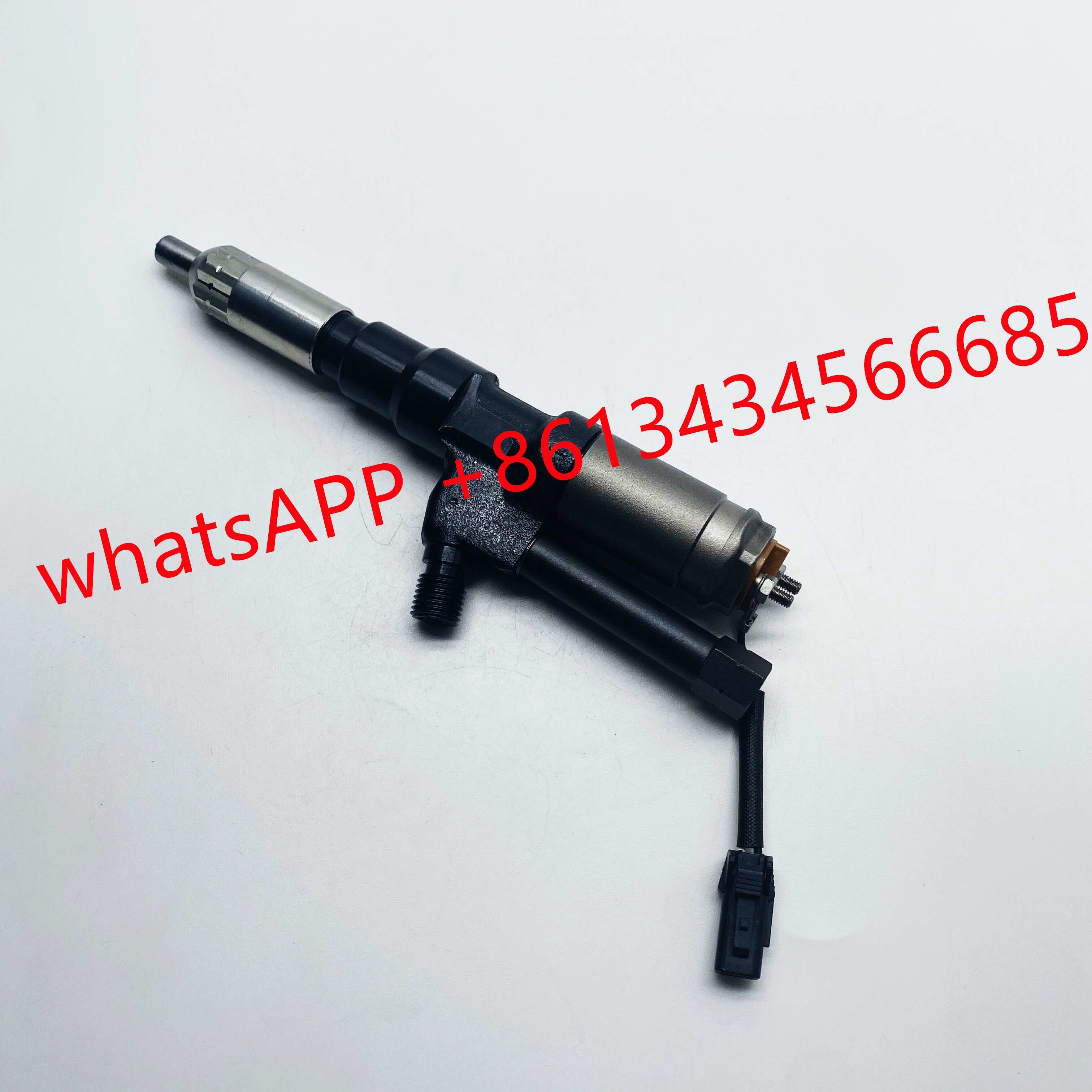 095000-1030 095000-1031 Denso Diesel Fuel Injectors 095000-0136 K13C 23910-1044 23910-1045