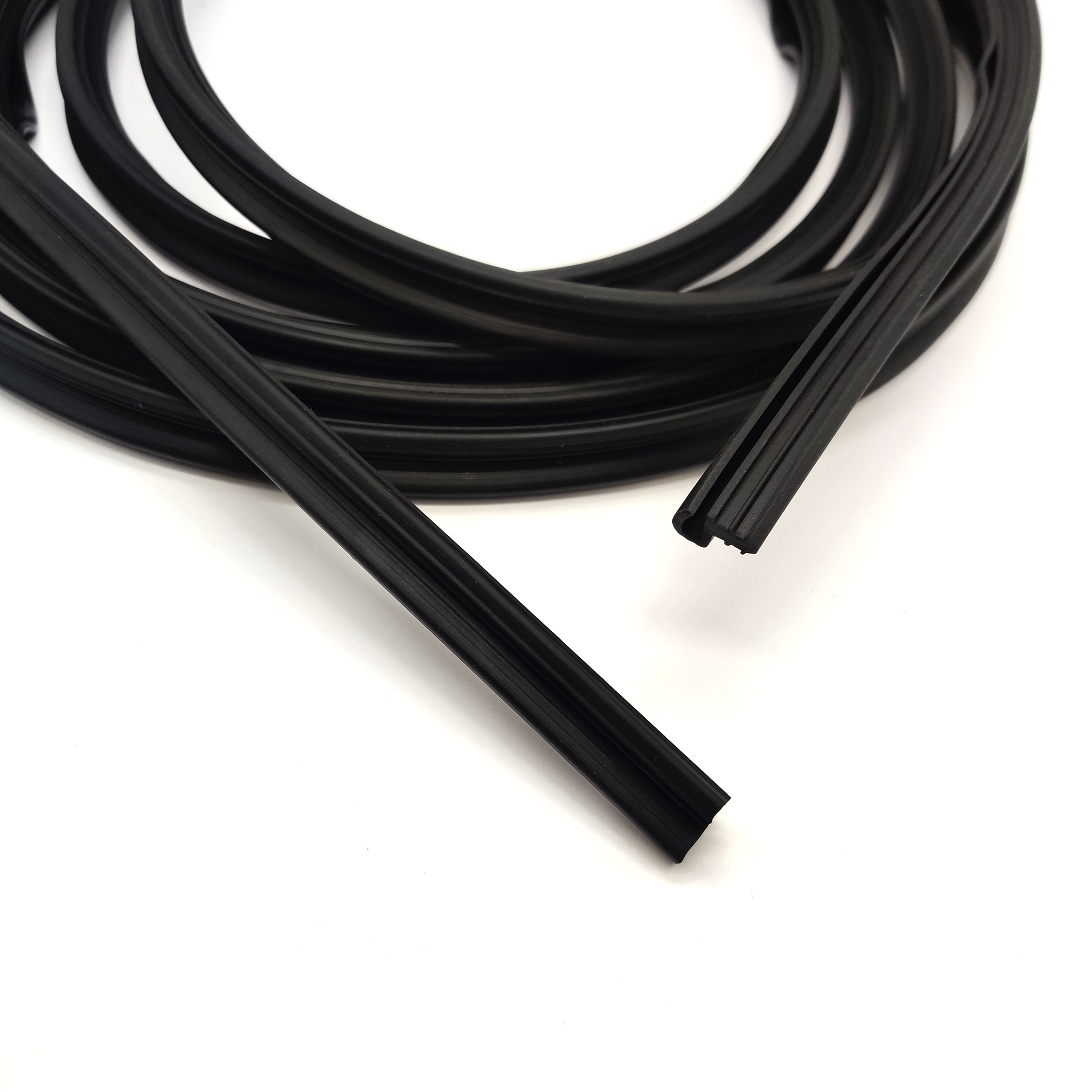 Flexible Rubber Extrusion Gasket Door Window Sliding Seal Strip for Sealing Windows