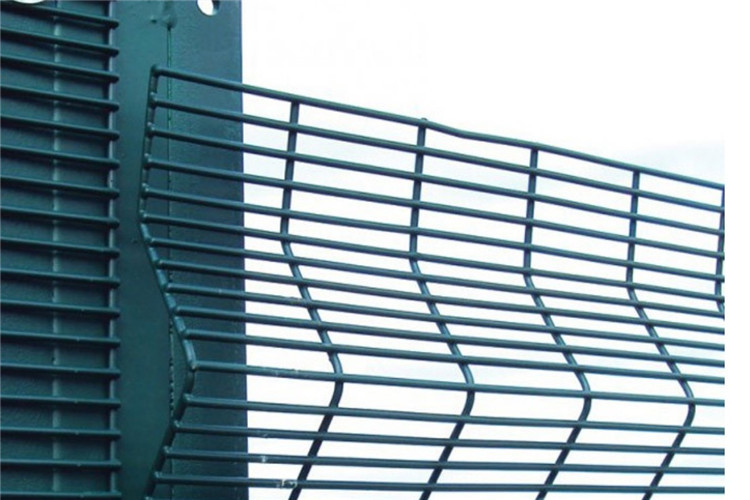 Direct Factory Manufacturer Galvanized And Powder CoatedHigh Security 358 Wire Mesh Fence,2M High V Beam Prison Mesh