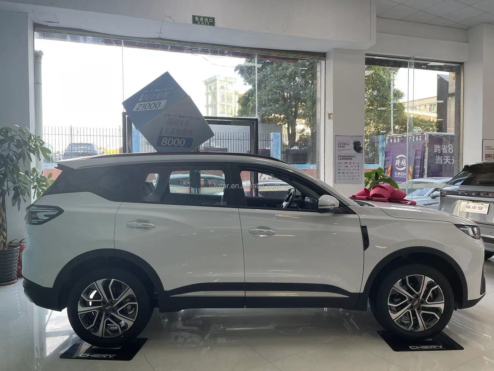 Touch Screen and LED Headlight Chery Tiggo 7plus Compact SUV for Your Requirements