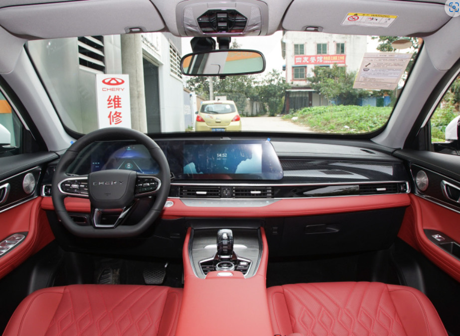 2023 Chery Tiggo 7plus 1.6T DCT fashion version Gasoline 1.6T 197HP L4 Used Car