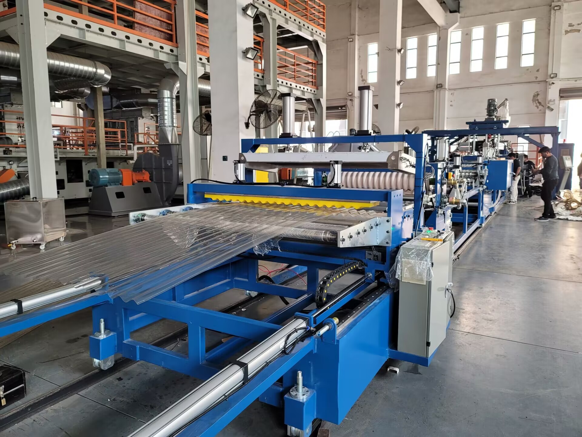 CE 220V / 380V PET Plastic Roof Tile Machine Customized Size