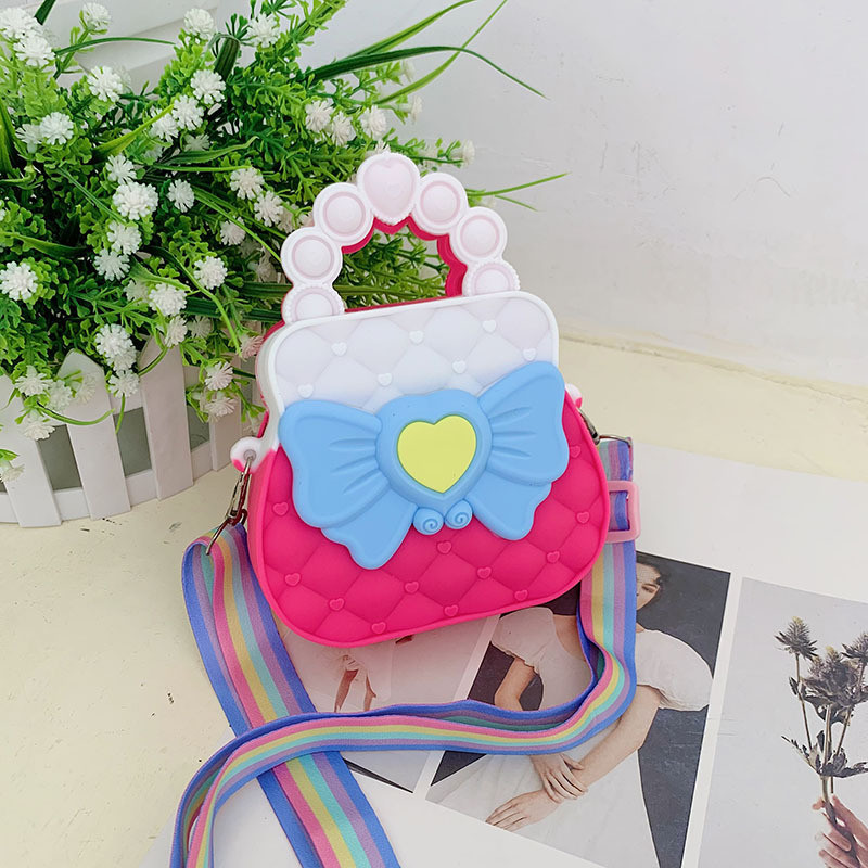 Lightweight Durable Silicone Pencil Case for Stationery Organization Product Weight 110g