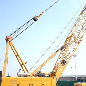 Quality Hydraulic Or Electric 180T Mobile Crawler Crane XGC180 Crane With Boom 100 Meters wholesale