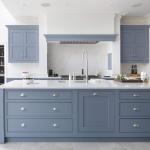 Trend Blue Shaker Style Kitchen Cabinets Solid Wood Furniture for Modular
