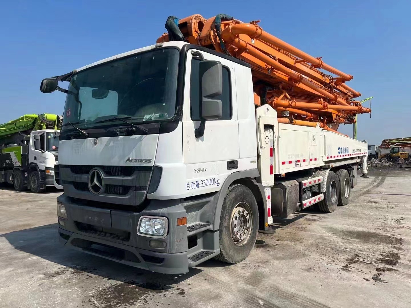 Benz Zoomlion Used Concrete Pump Truck Lorry 49m 6arms 2014 White Orange