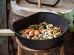 OEM SGS 10Inch Cast Iron Skillet Aluminum Frying Pan For High Heat Cooking