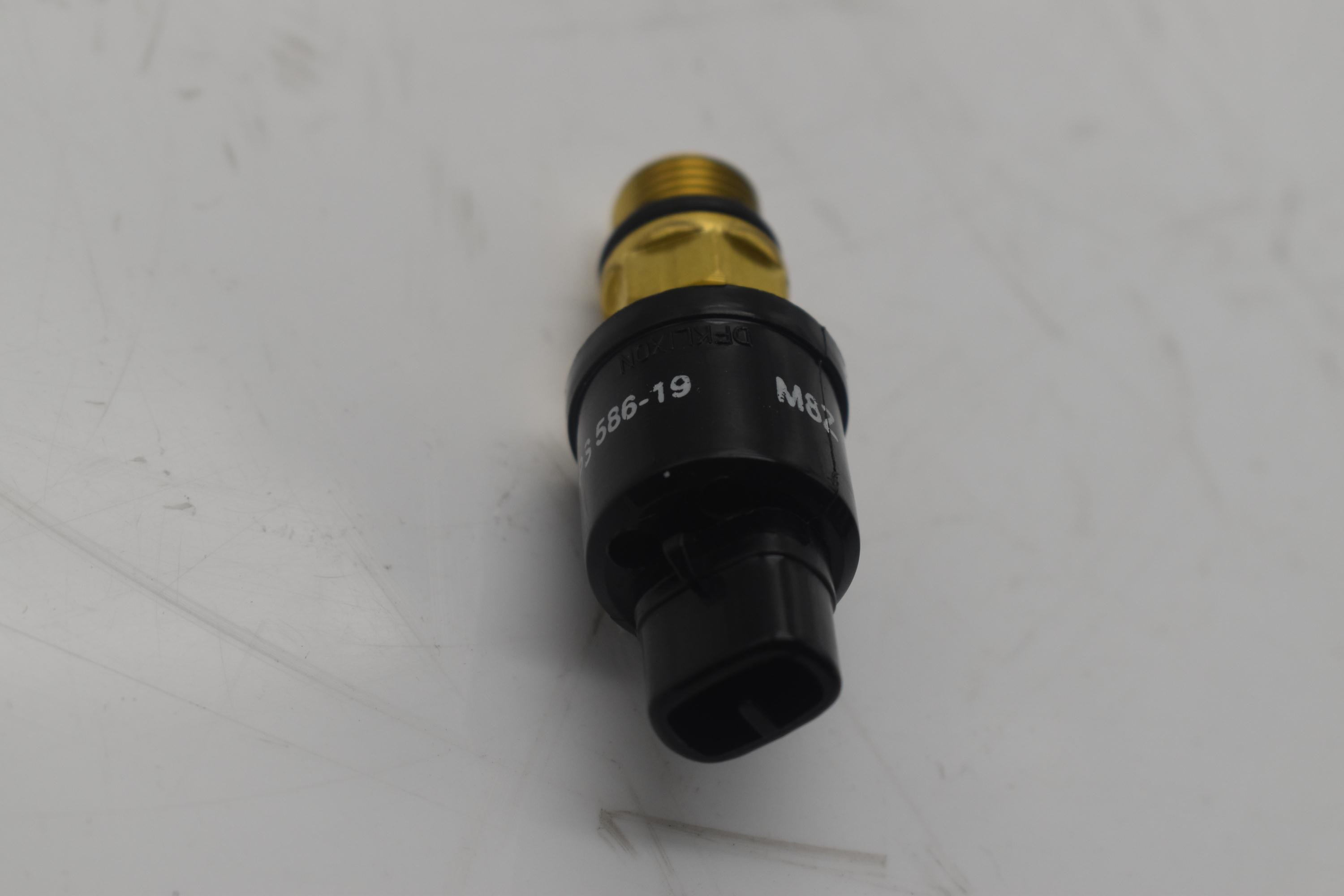 Excavator R225-7 Pressure Sensor 31E5-40500