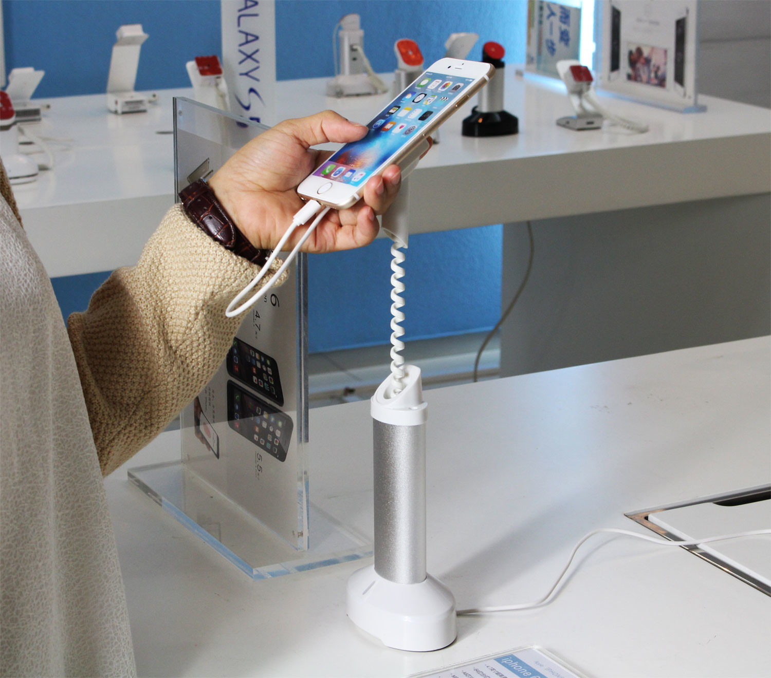 COMER anti-theft alarm security system for handsets retailer shop with cable lock
